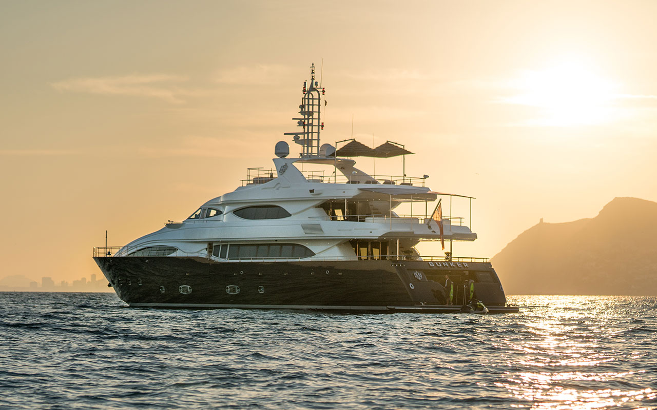 Yacht Charter Ibiza CRN 130 exterior