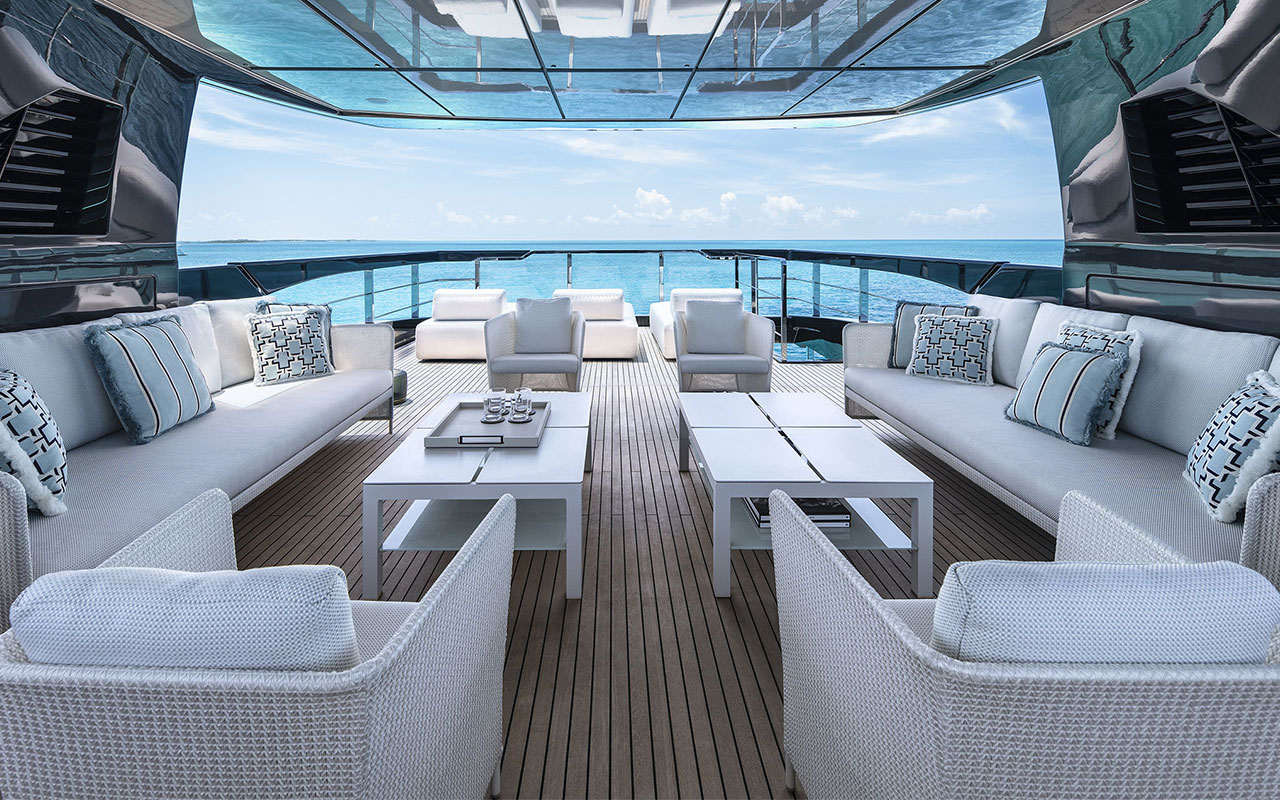 Yacht Brands Riva 130 Bellissima sun deck