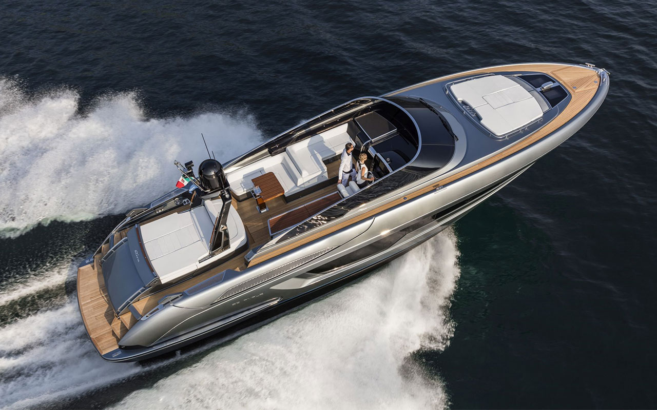 Yacht Brands Riva 56 Rivale exterior