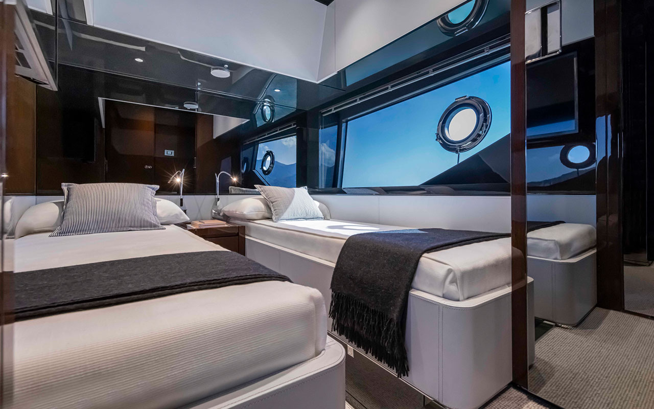 Yacht Brands Riva 68 Diable lower deck twin cabin