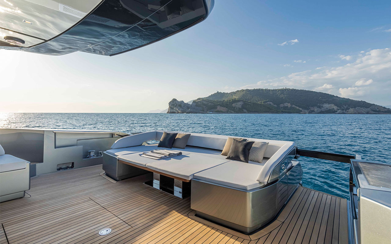 Yacht Brands Riva 76 Perseo Super main deck cockpit sun cushions