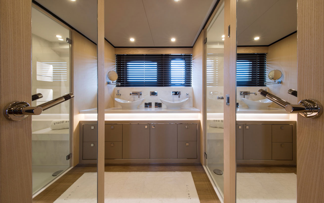 Yacht Charter Ibiza Vanquish VQ 82 Sea Story lower deck bathroom ensuite