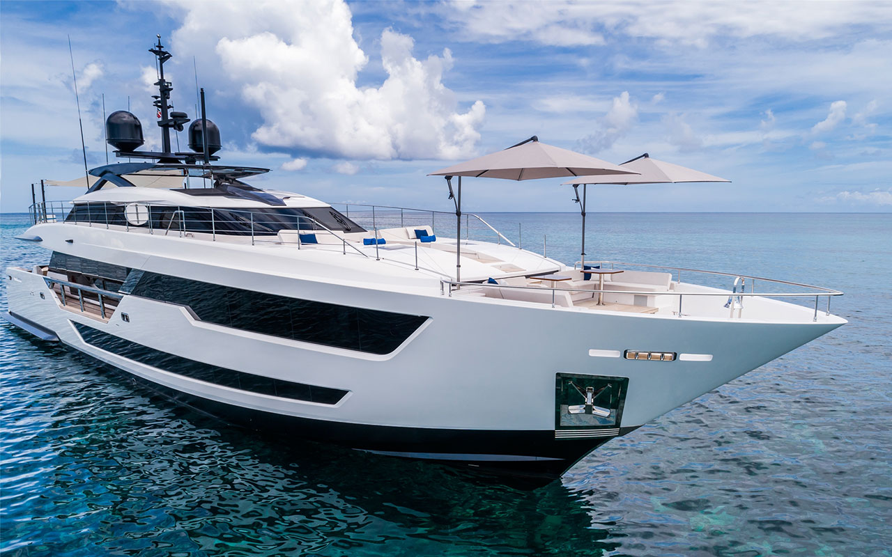 Yacht Brands Custom Line 120 bow