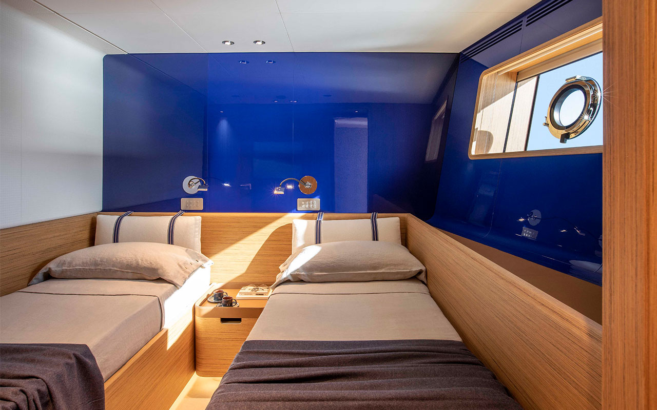 Yacht Brands Custom Line Navetta 30 lower deck twin cabin
