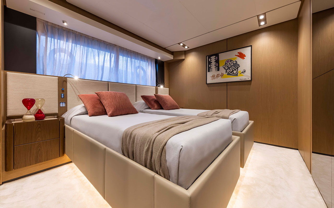 Yacht Brands Ferretti Yachts 1000 lower deck twin cabin classic