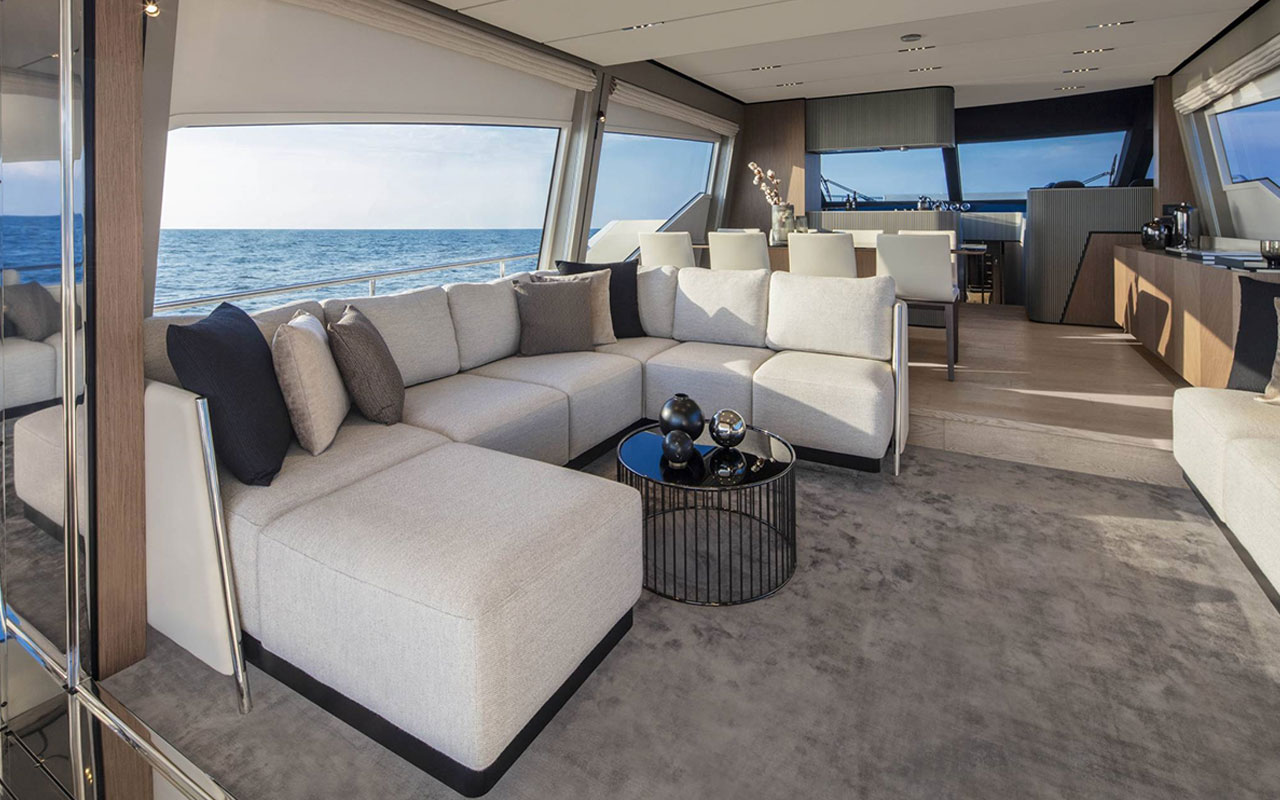 Yacht Brands Ferretti Yachts 720 main deck salon
