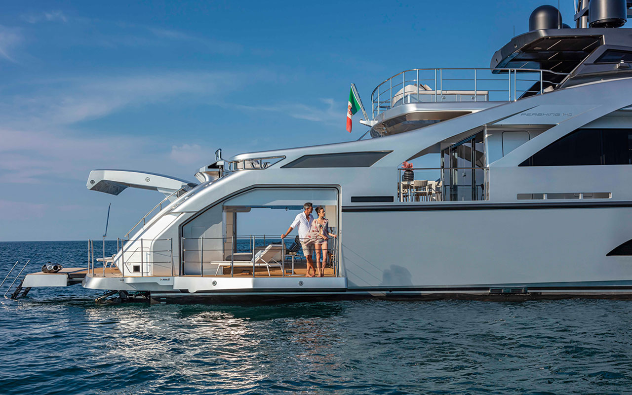 Yacht Brands Pershing 140 exterior