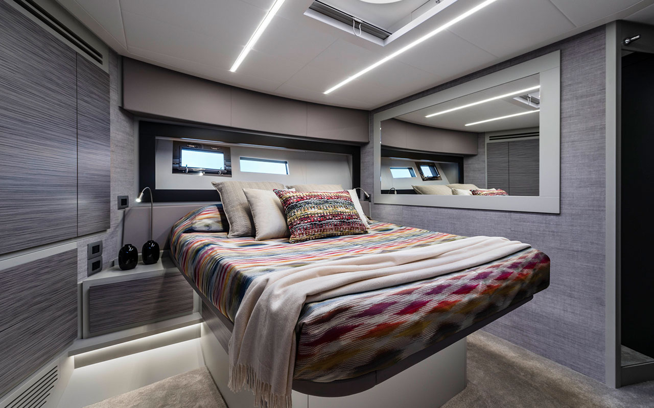 Yacht Brands Pershing 6X lower deck VIP cabin