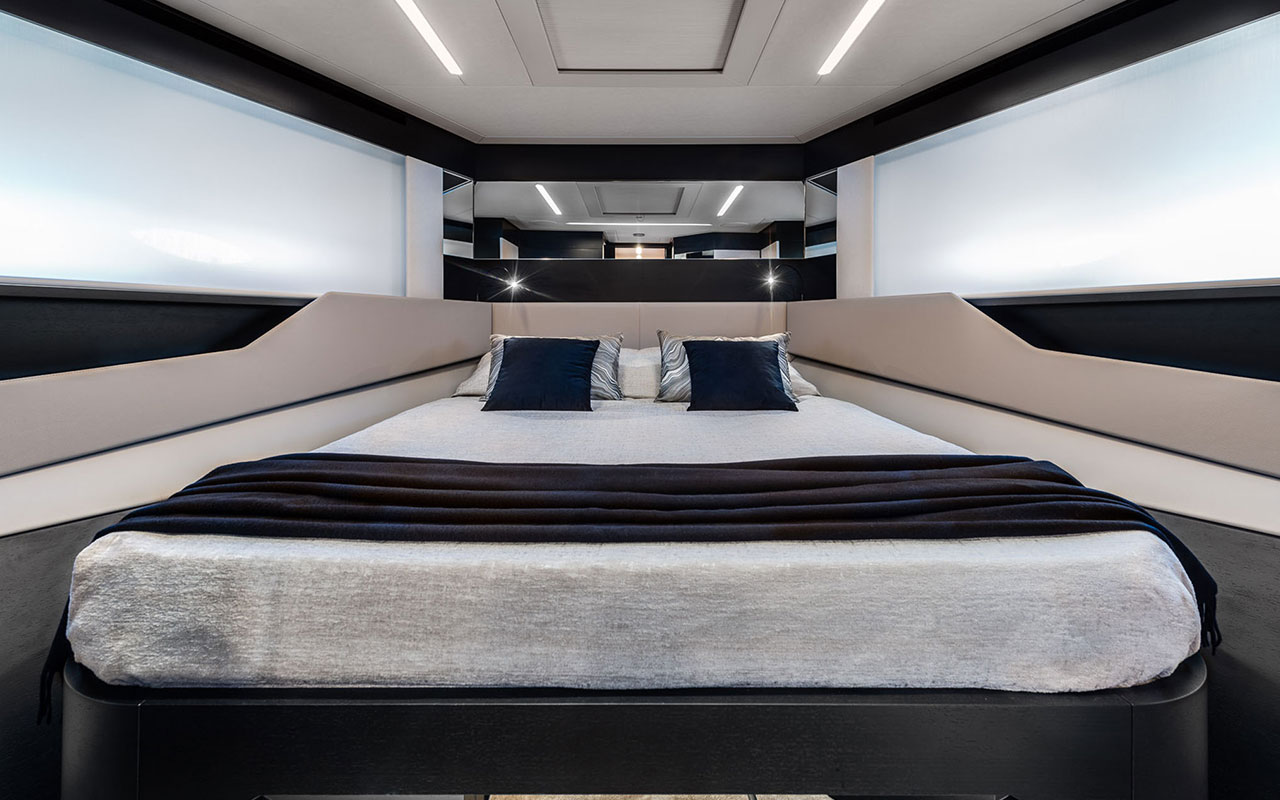 Yacht Brands Pershing 8X lower deck VIP cabin option 1
