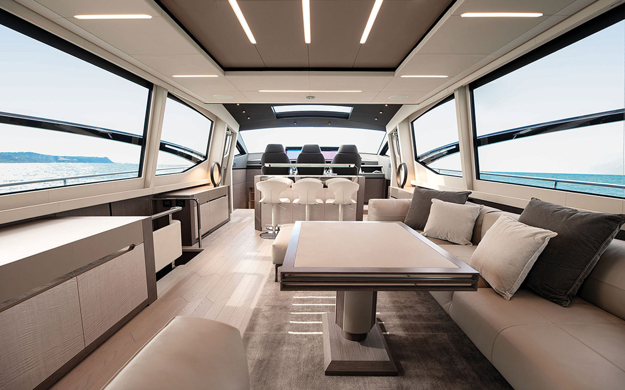 Yacht Brands Pershing 8X main deck salon option 1