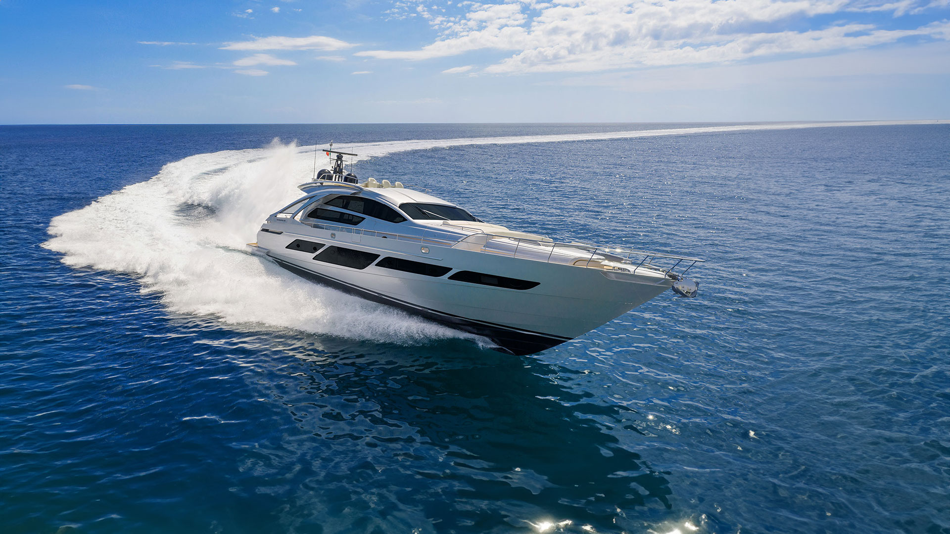 Yacht Brands Pershing 9X