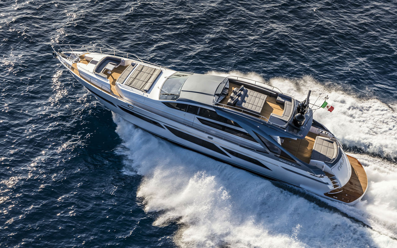 Yacht Brands Pershing 9X exterior