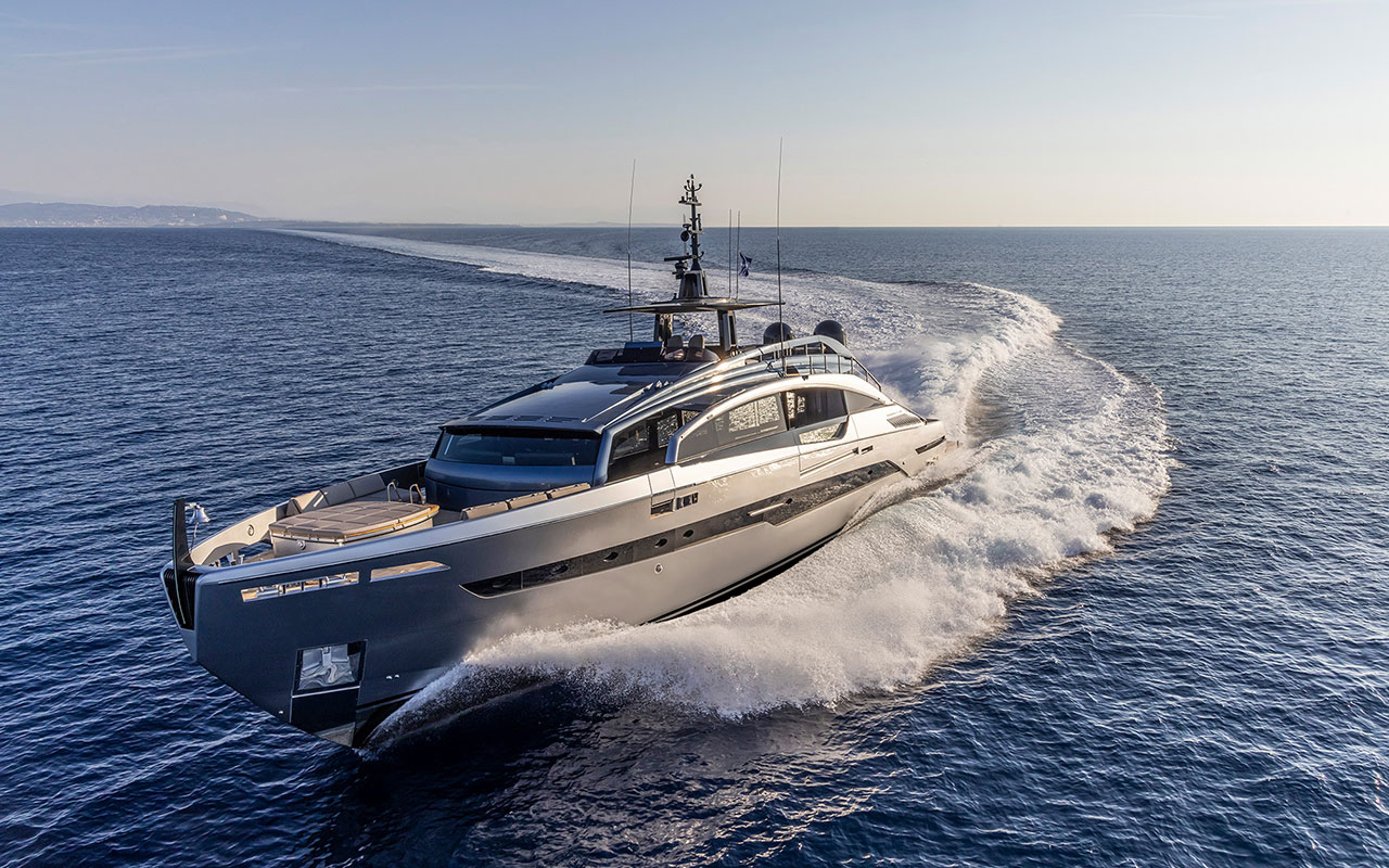 Yacht Brands Pershing GTX116 exterior