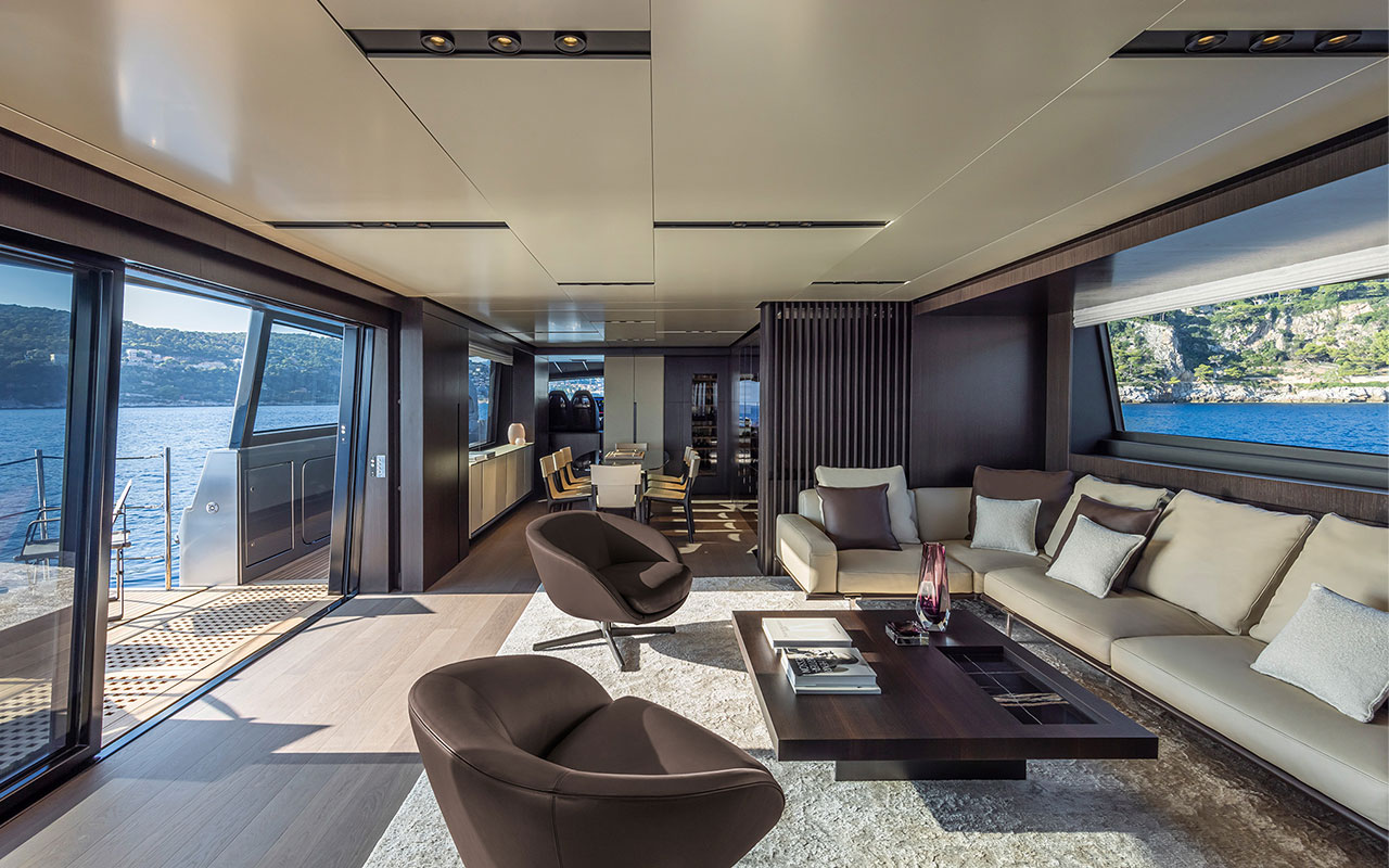 Yacht Brands Pershing GTX116 main deck salon