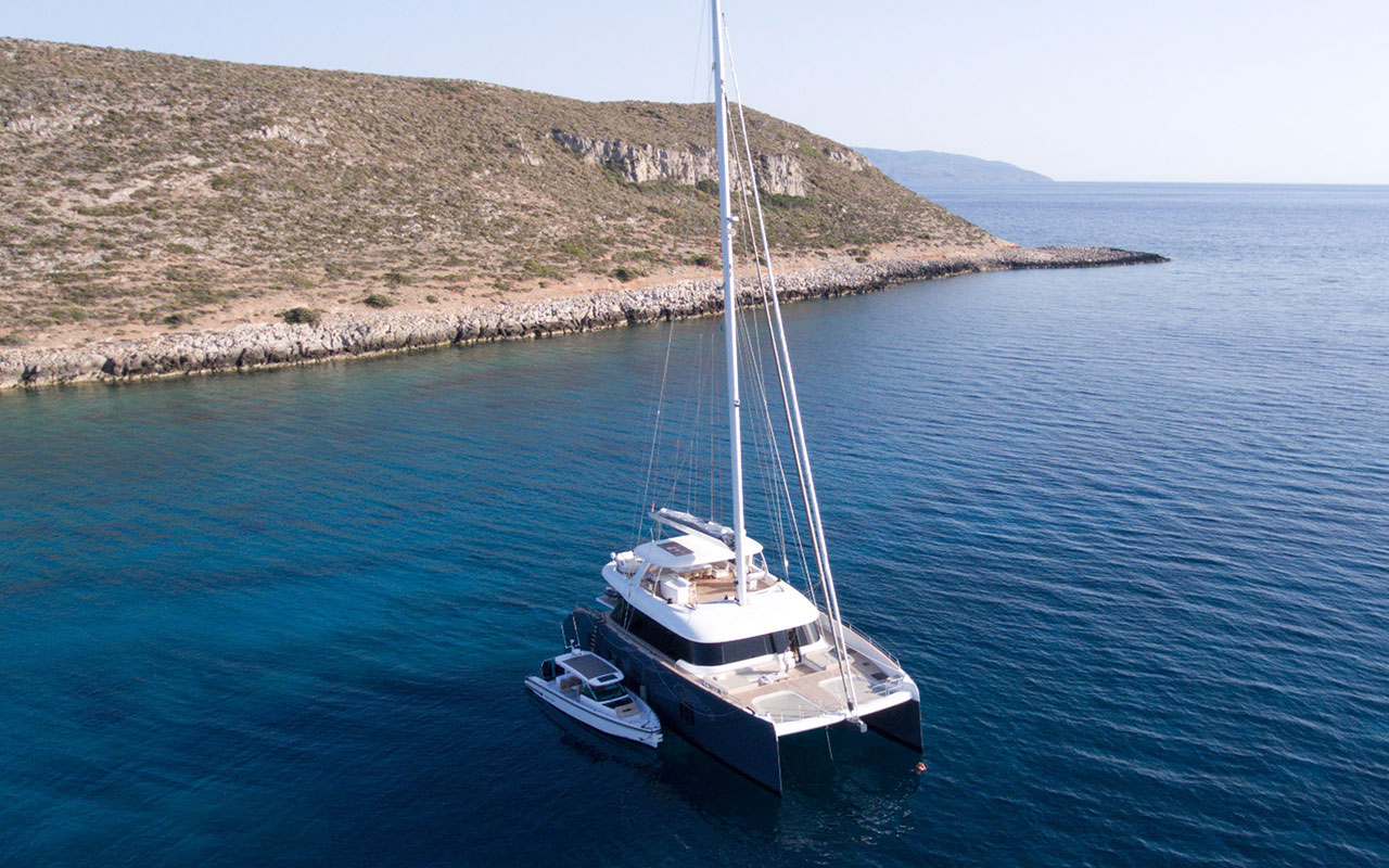 Yacht Charter Greece Sunreef 80 exterior