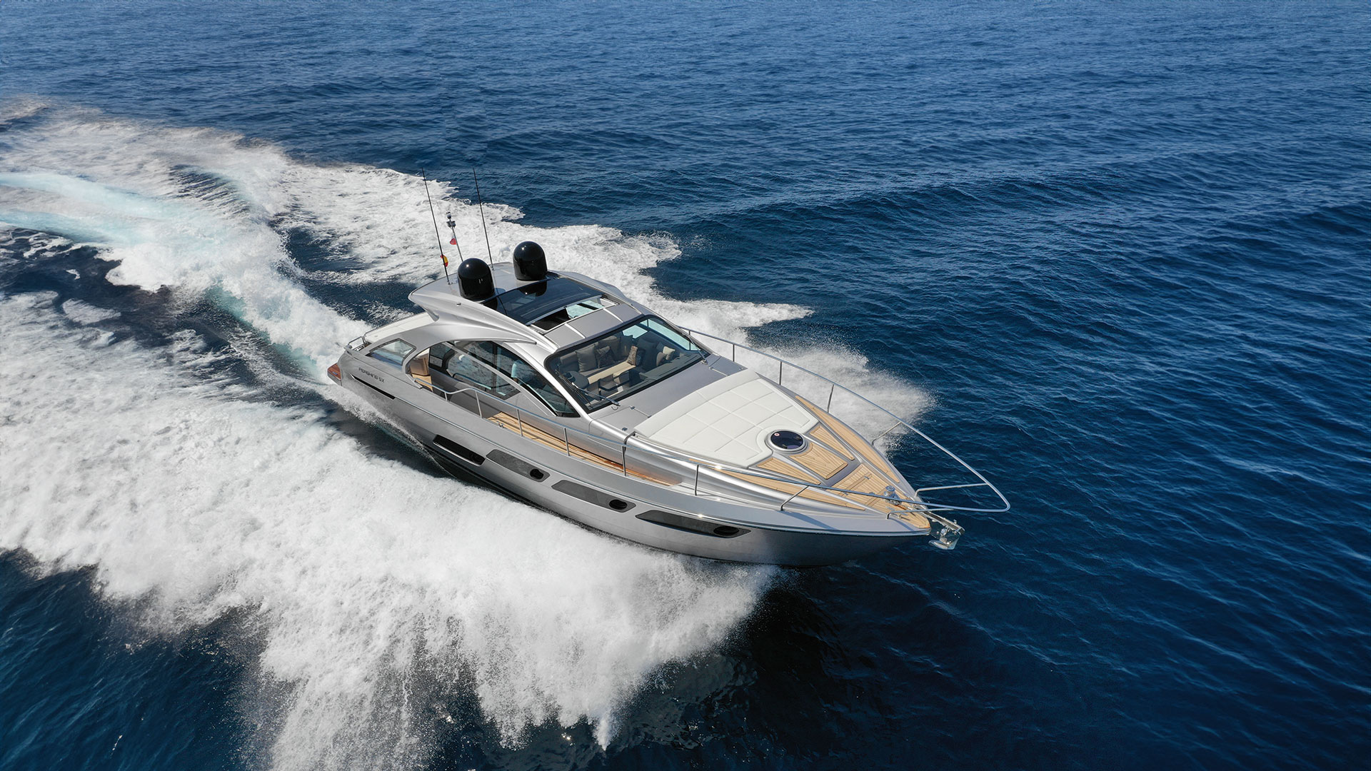 Yacht Charter Ibiza Pershing 5X