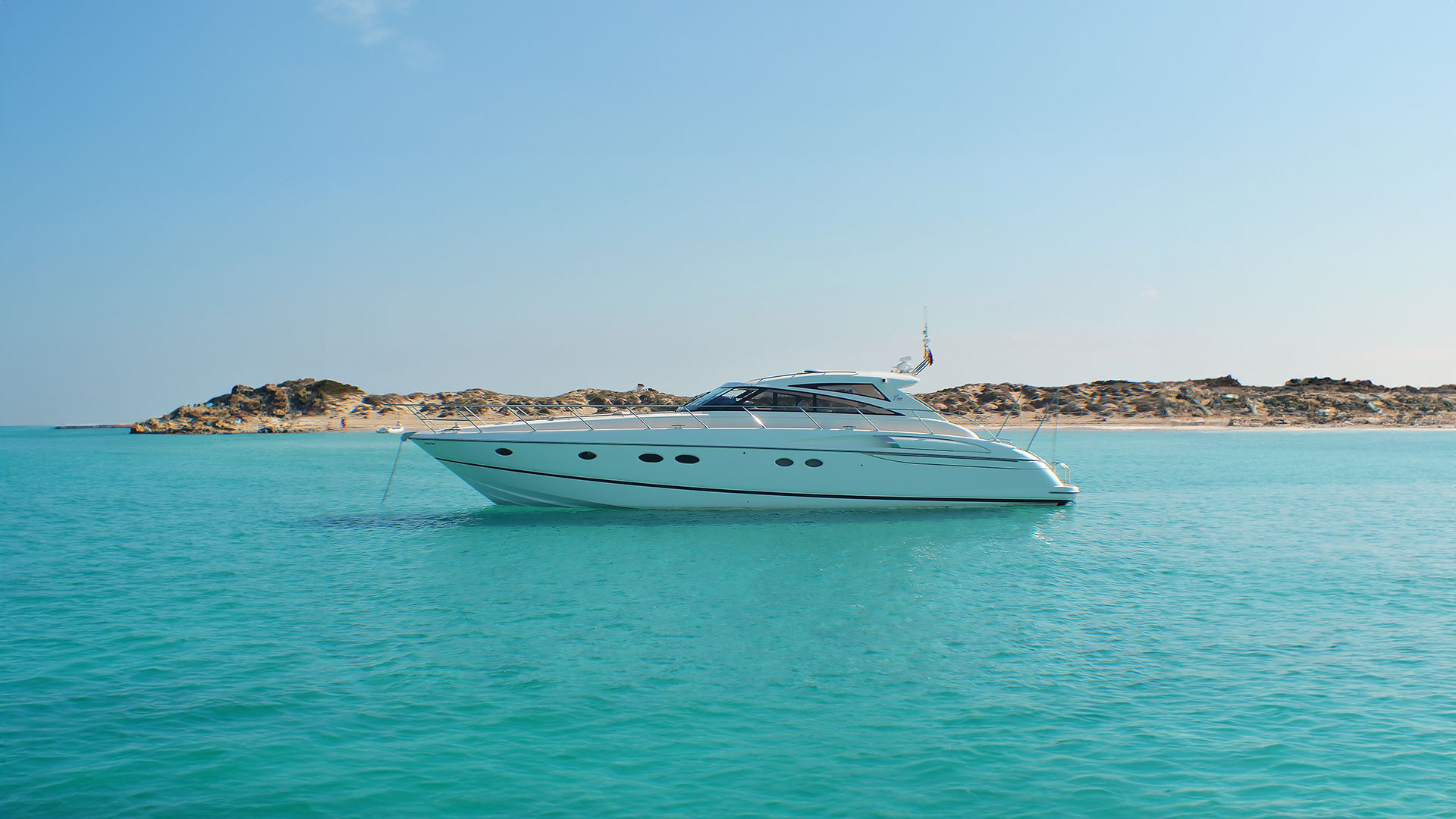 Yacht Charter Ibiza Princess V58