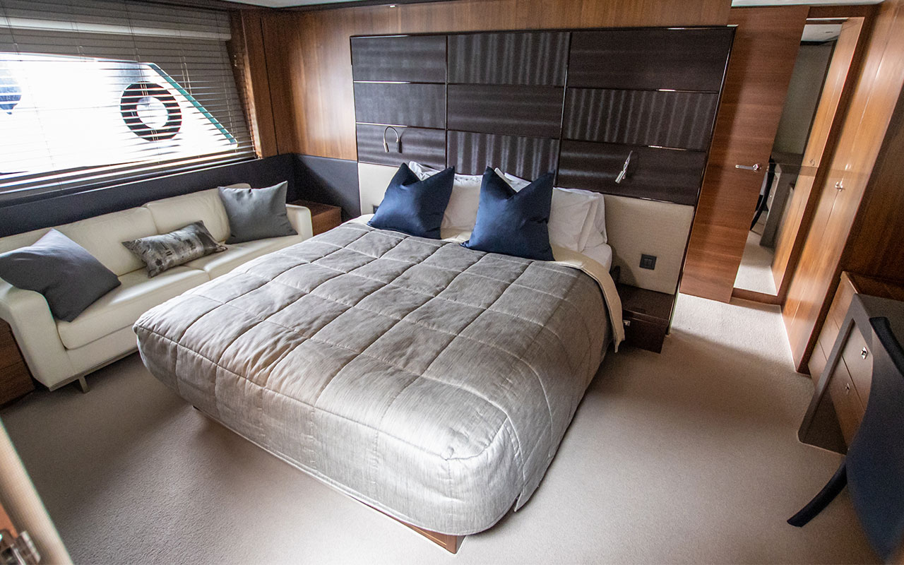 Yacht Charter Ibiza Princess V72 master cabin