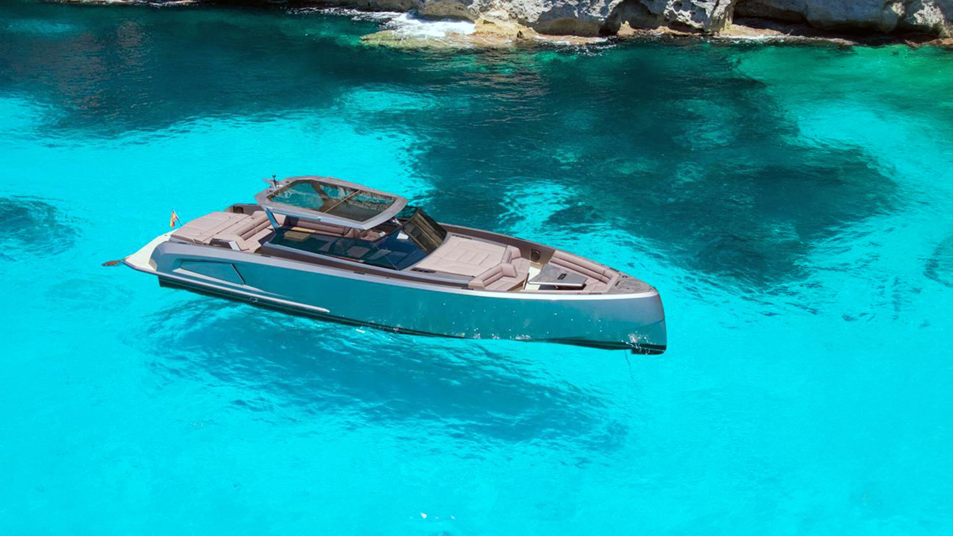 Yacht Charter Ibiza Vanquish VQ 52