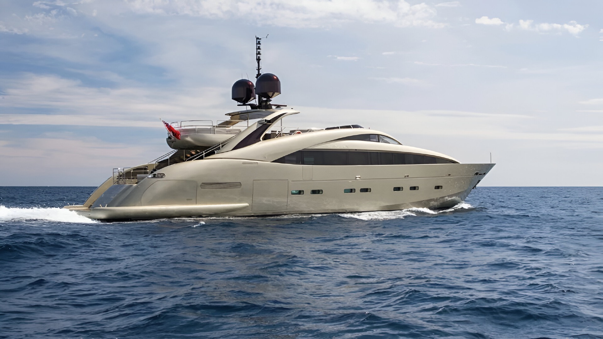 Yacht Charter Ibiza ISA 120